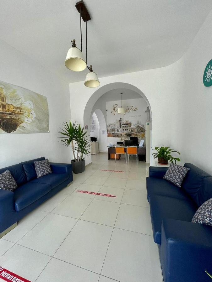 Hostel Cazino Nord Rooms Mamaia Eksteriør billede