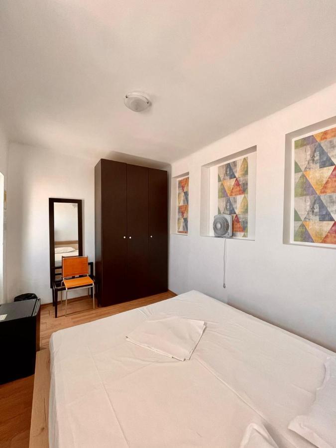 Hostel Cazino Nord Rooms Mamaia Eksteriør billede