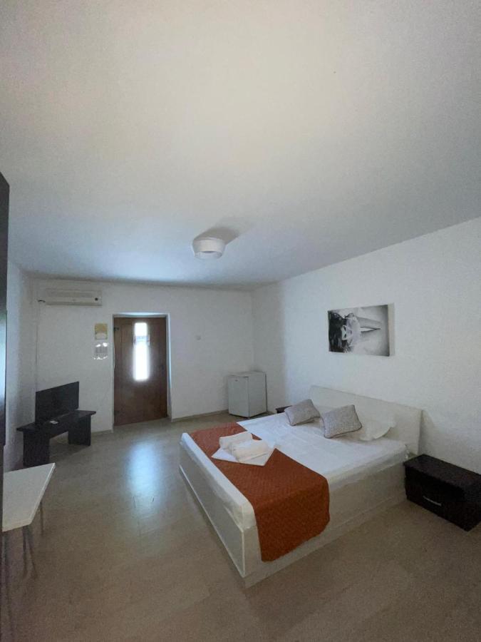 Hostel Cazino Nord Rooms Mamaia Eksteriør billede
