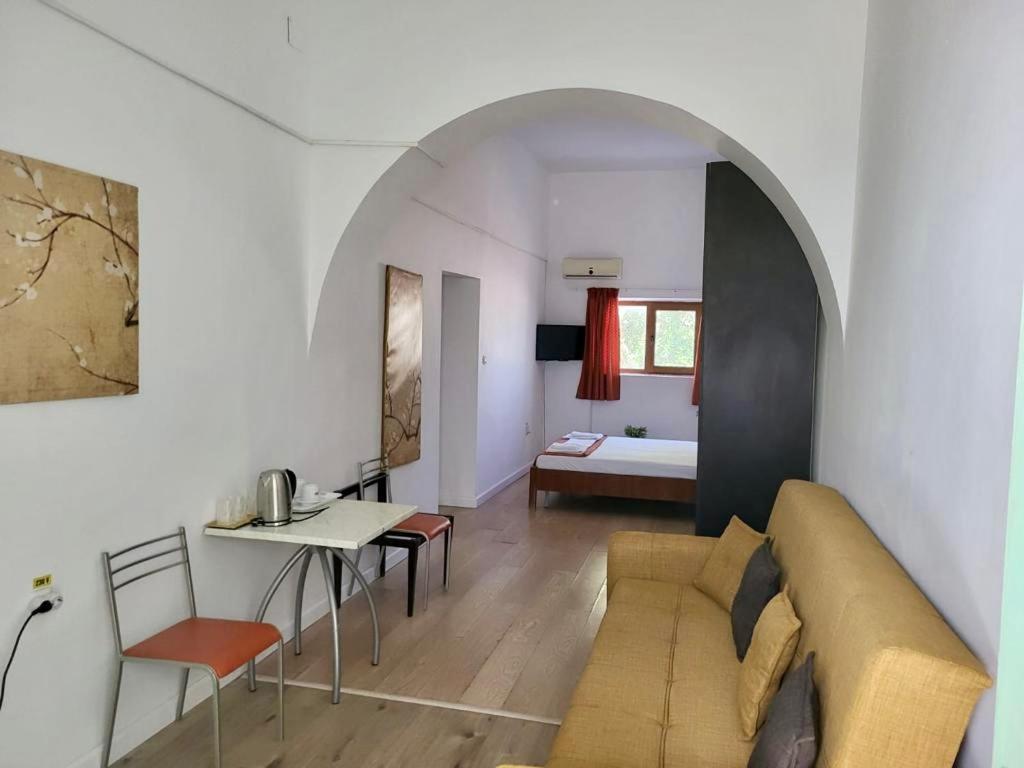 Hostel Cazino Nord Rooms Mamaia Eksteriør billede