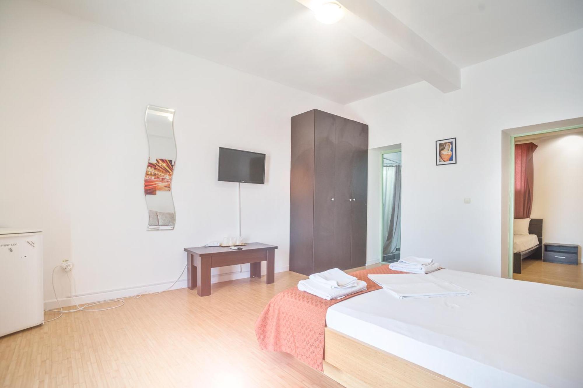 Hostel Cazino Nord Rooms Mamaia Eksteriør billede
